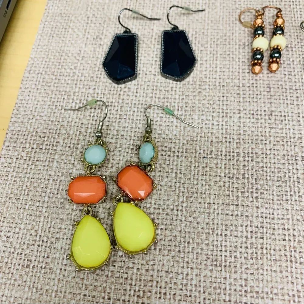 Dangle Earring Bundle - Picture 6 of 6